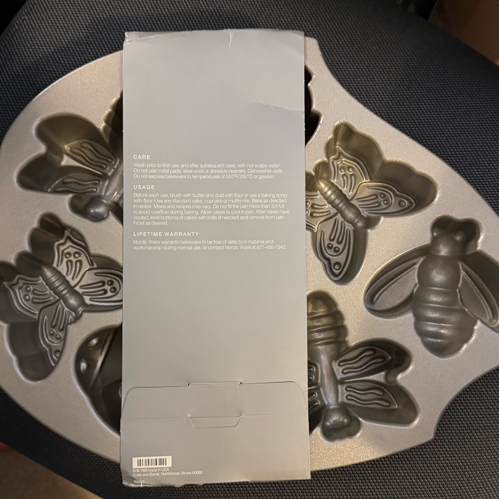 Crate & Barrel Backyard Bugs Nordic ware Pan. New!